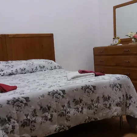 Bed & Ship Archimediterraneo *