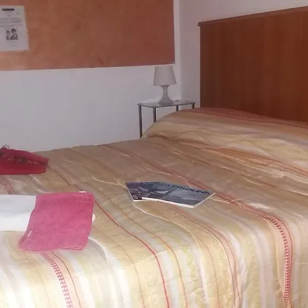 Bed & Ship Archimediterraneo *